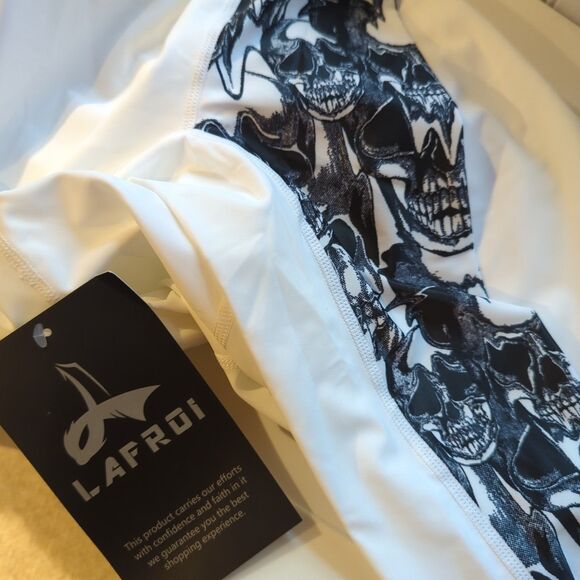 LAFROI Burst Maximum Performance Rash Guard Shirt Mens Small White Black Skulls - Picture 6 of 7
